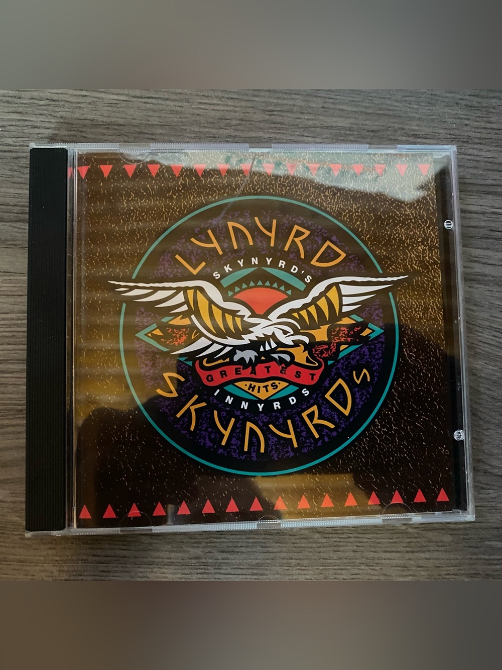 Lynyrd Skynyrd Greatest Hits CD - Black & Multicolor Artwork